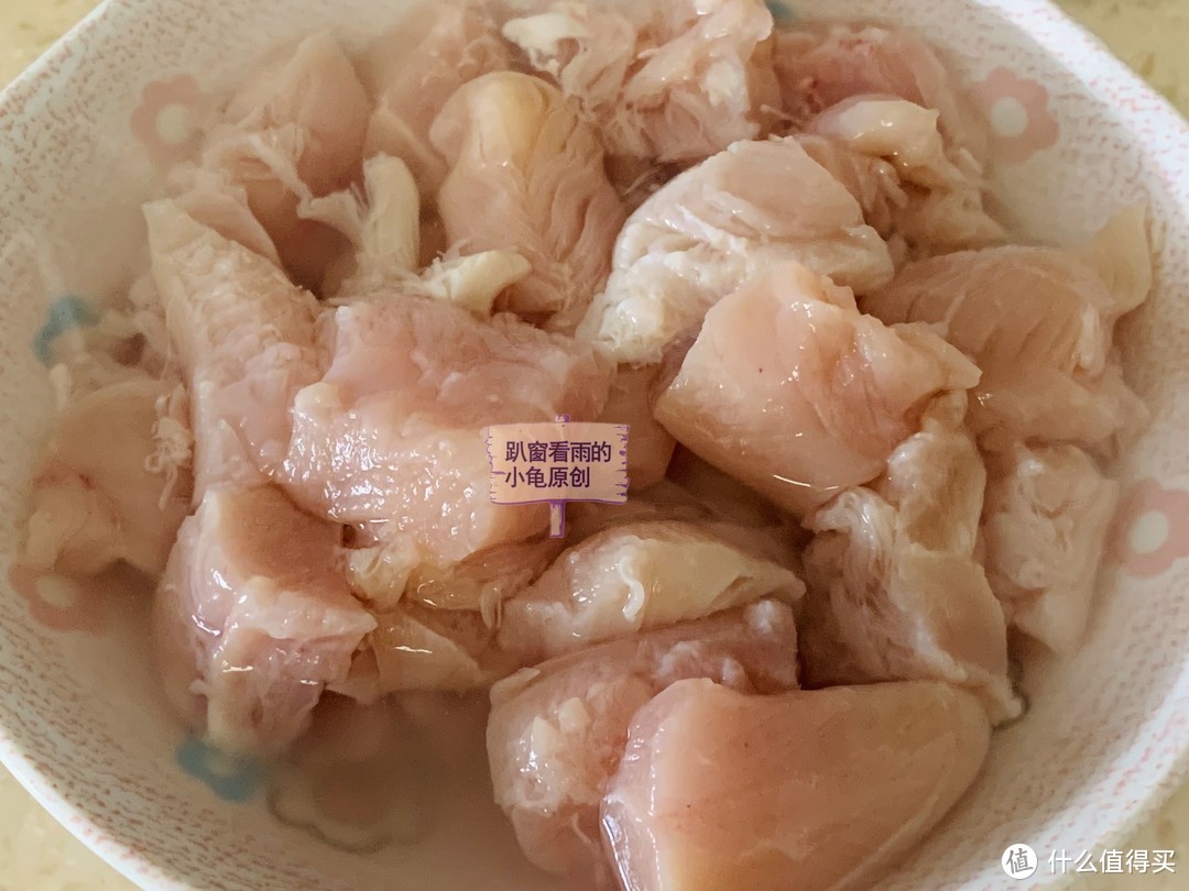 夏天不敢吃肉怕胖？试试鸡肉糕吧，高蛋白低热量，健身人士的最爱