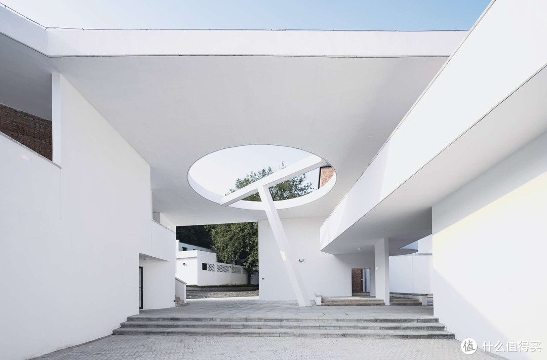 体积与画质的完美平衡 富士GFX100S感受建筑魅力