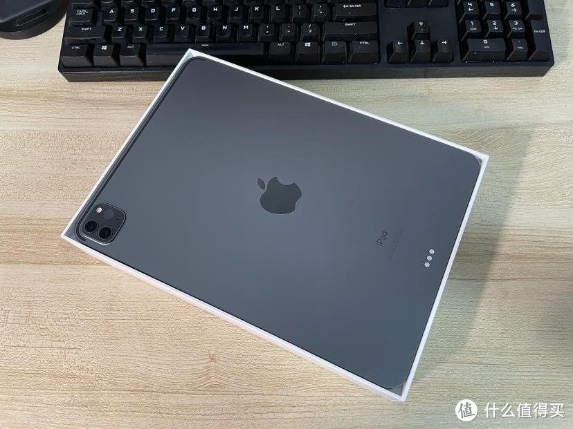 交作业！4999元入手M1版11寸iPad Pro，这波血赚？