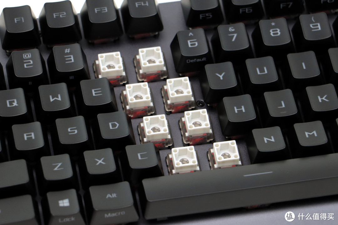 ROG 游侠RX光学机械键盘＆月刃无线版三模游戏鼠标 开箱评测