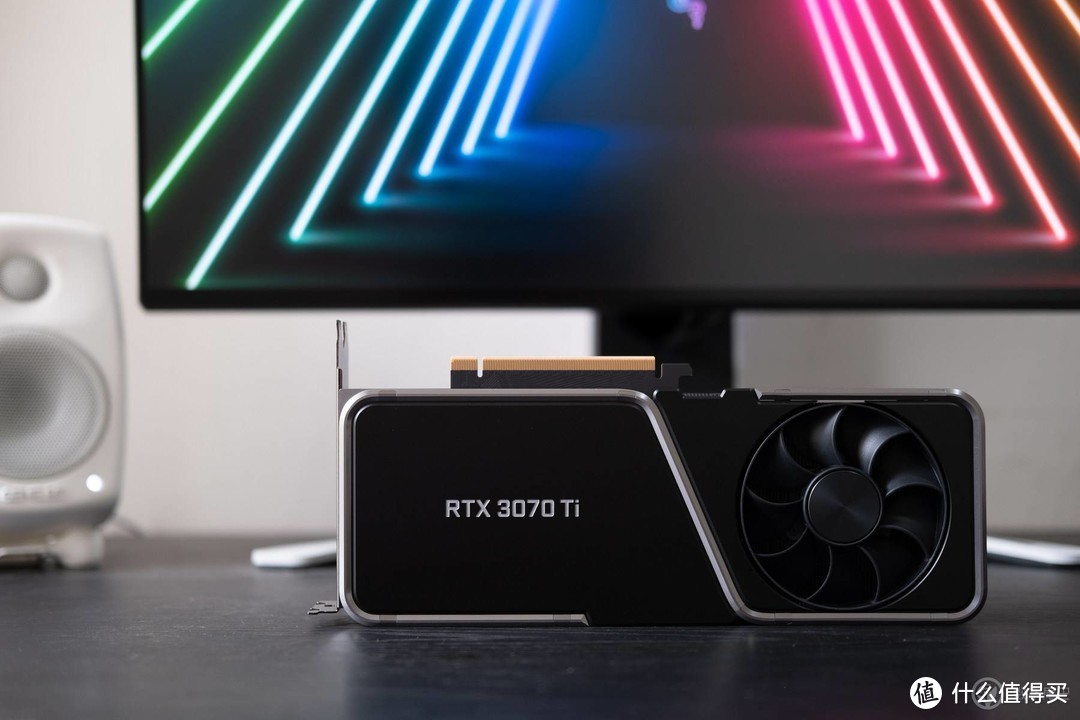 够钟上场，刀法精准的NVIDIA GeForce RTX3070Ti显卡报到