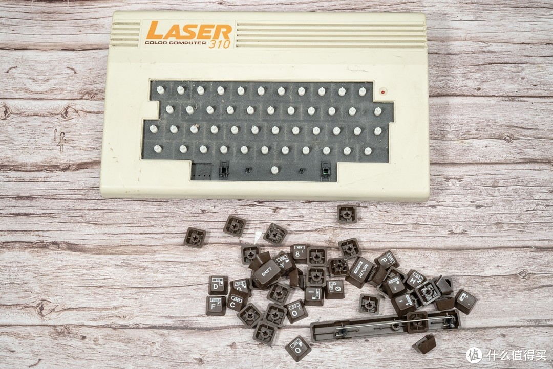 1984年引入内地的香港电脑：VTech Laser310