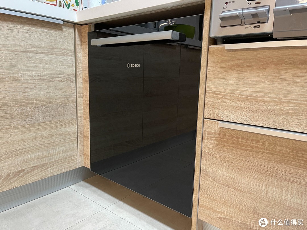 DIY面板，智能消毒除菌，让你的厨房更美好：博世 12套 嵌入式新品洗碗机开箱体验