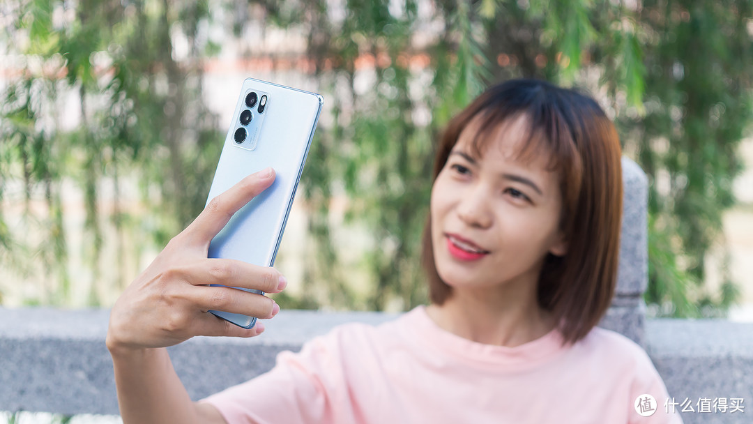 小姐姐都喜欢的OPPO Reno6 Pro，有什么神奇魅力？