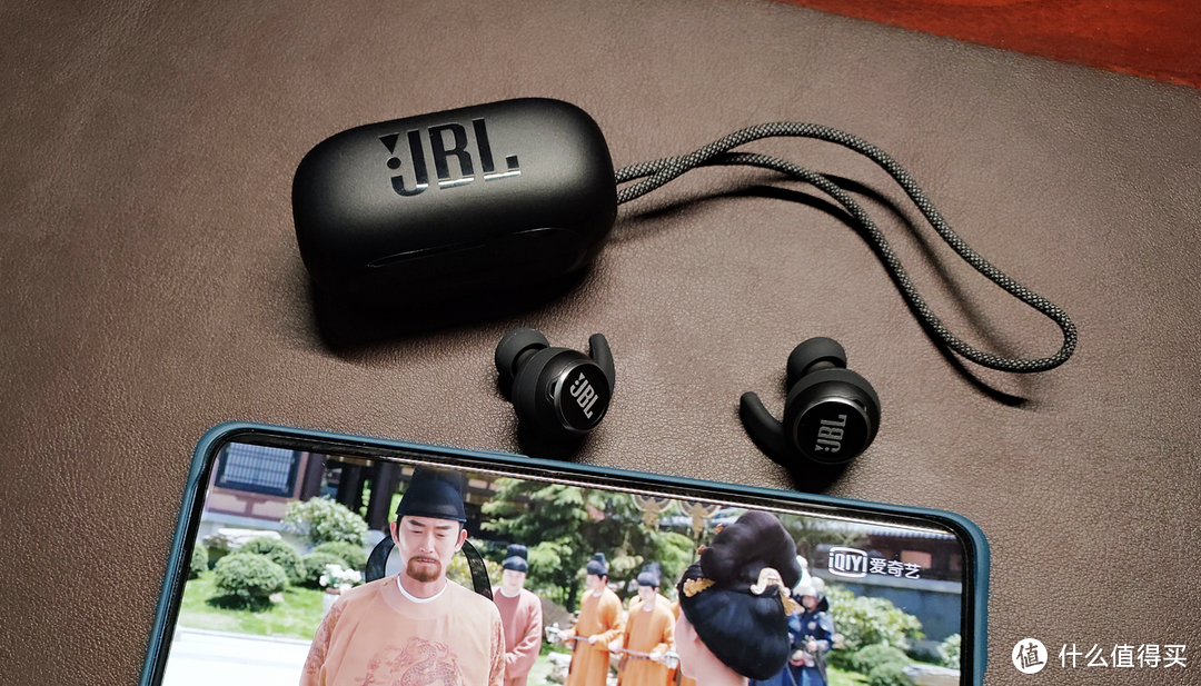 运动用什么耳机？试下IPX7级防水：JBL REFLECT MINI NC耳机体验分享