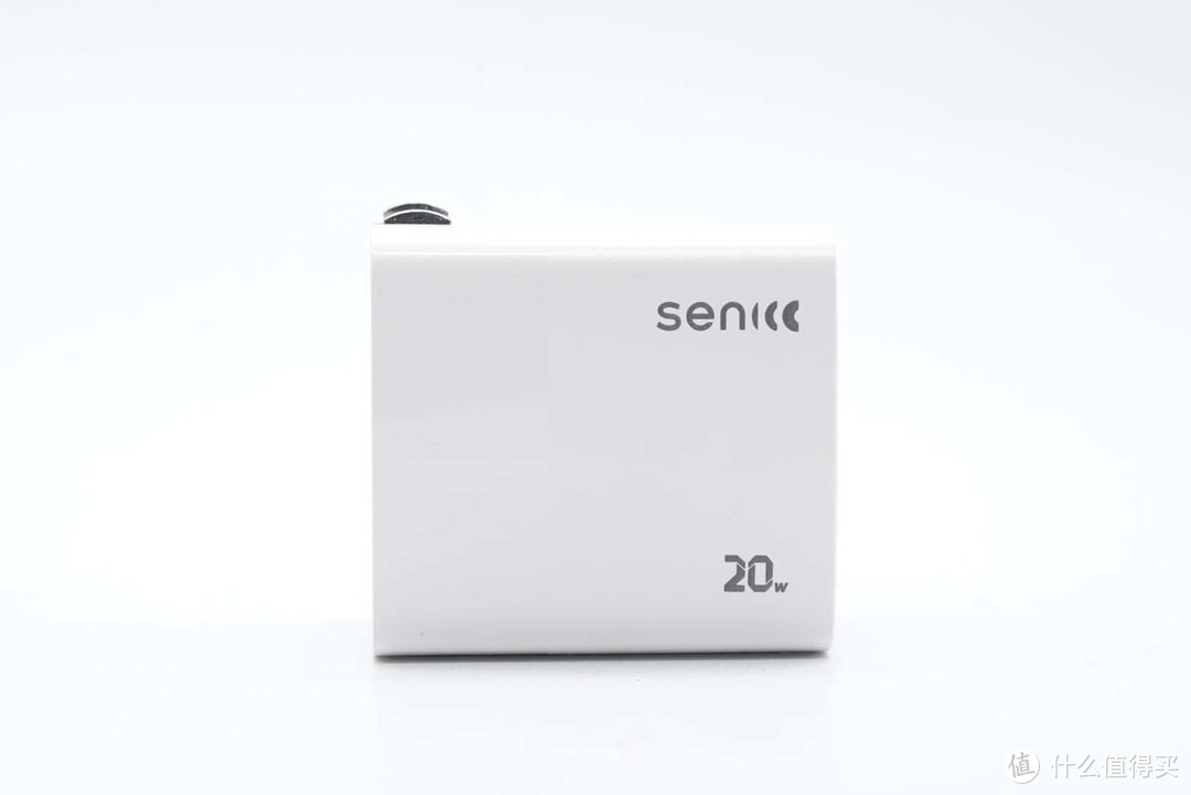 拆解报告：SENICC声丽20W PD快充充电器PA300