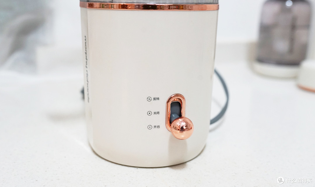 家用原汁机怎么选？和榨汁机、破壁机有什么区别？一篇详解原汁机选购攻略