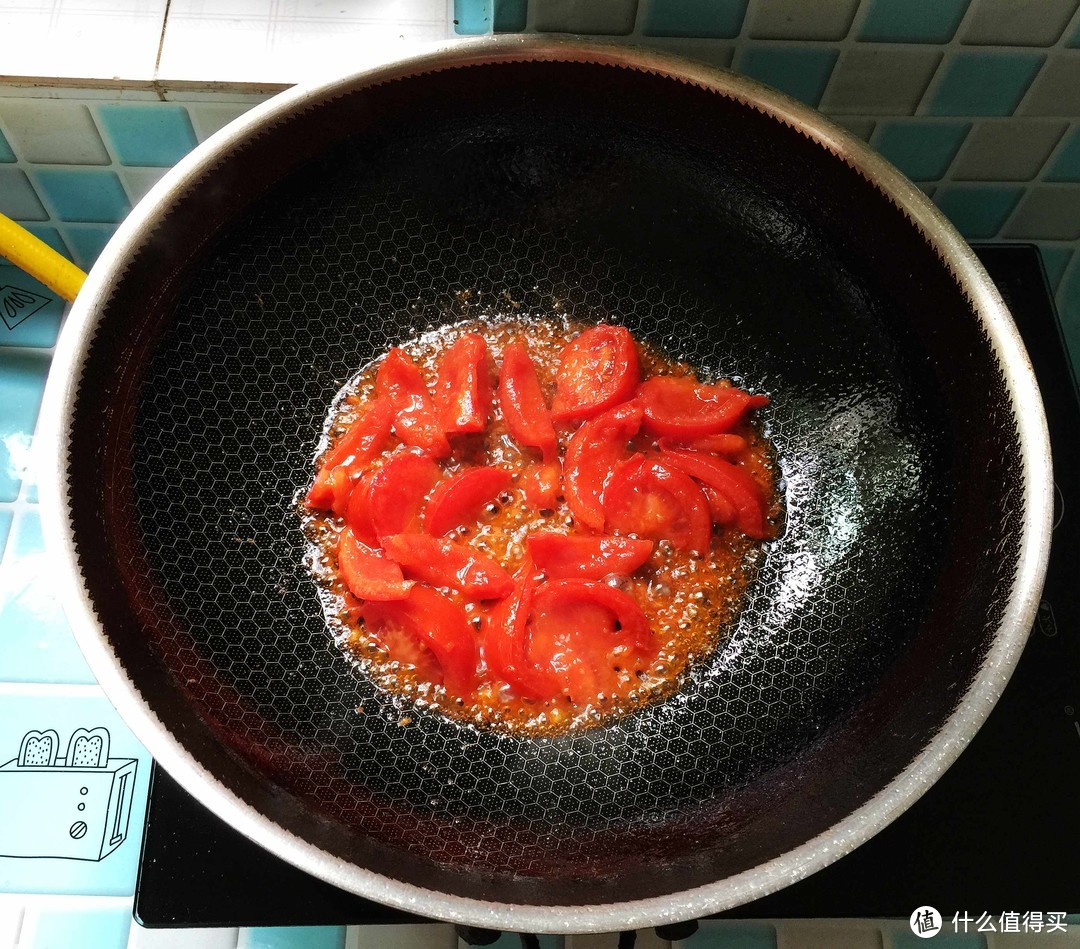 夏天别忘多吃这道菜，低脂低热量，解暑又解腻，女人常吃皮肤变好