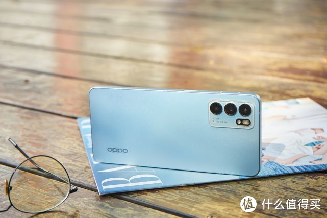 外观天赋点满了？OPPO Reno6亮点全解读，2799到底值不值