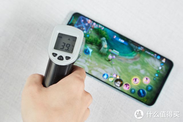 外观天赋点满了？OPPO Reno6亮点全解读，2799到底值不值