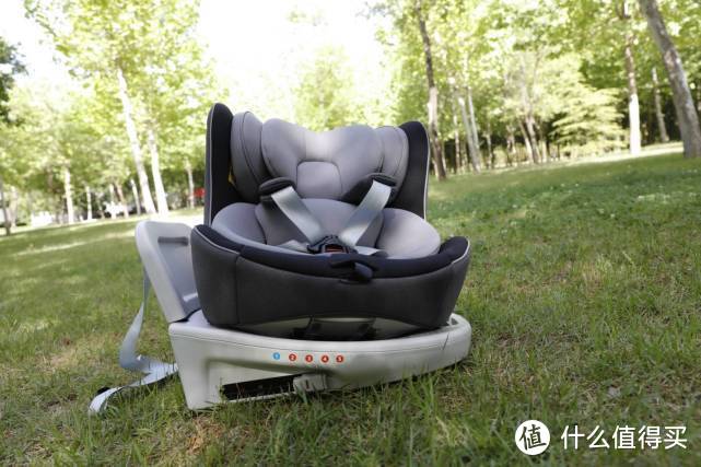 行车中孩子的安全保护伞，贝影随行安全座椅给宝宝全方位贴心守护