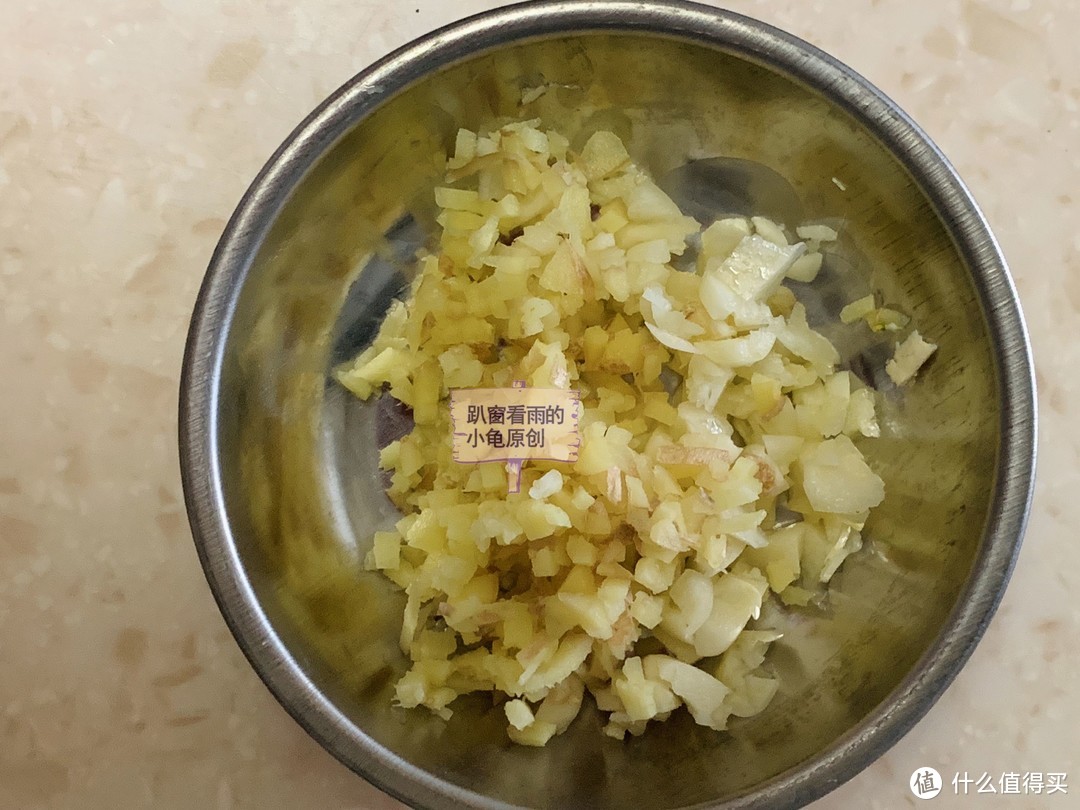 这道豆腐家常菜，麻辣鲜香，软嫩入味，营养丰富，让你连吃三碗饭