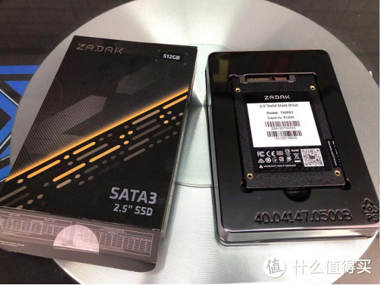 扎达克ZADAK新品推出512GB固态