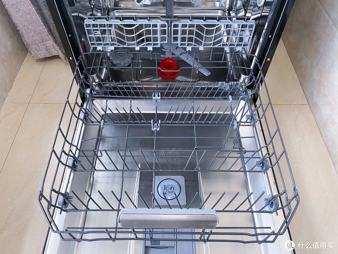 Arda欧洲大容量洗碗机使用体验：只吃饭不洗碗，锅碗瓢盆统统搞定