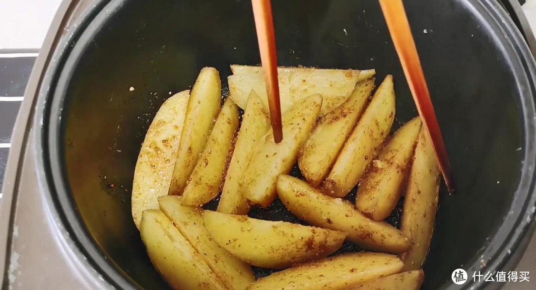 电饭煲孜然土豆，土豆软烂入味