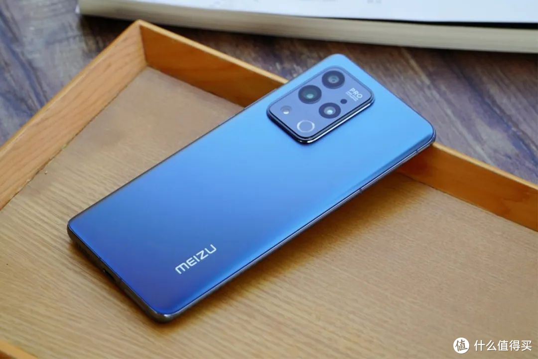 谁是真正王者？一加9Pro、小米11U和魅族18 Pro三大顶级旗舰横评