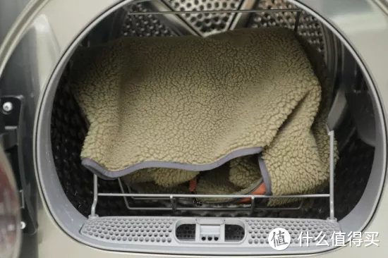高效清洗，AI烘干，COLMO星图系列洗烘套装开启洗衣烘干新模式