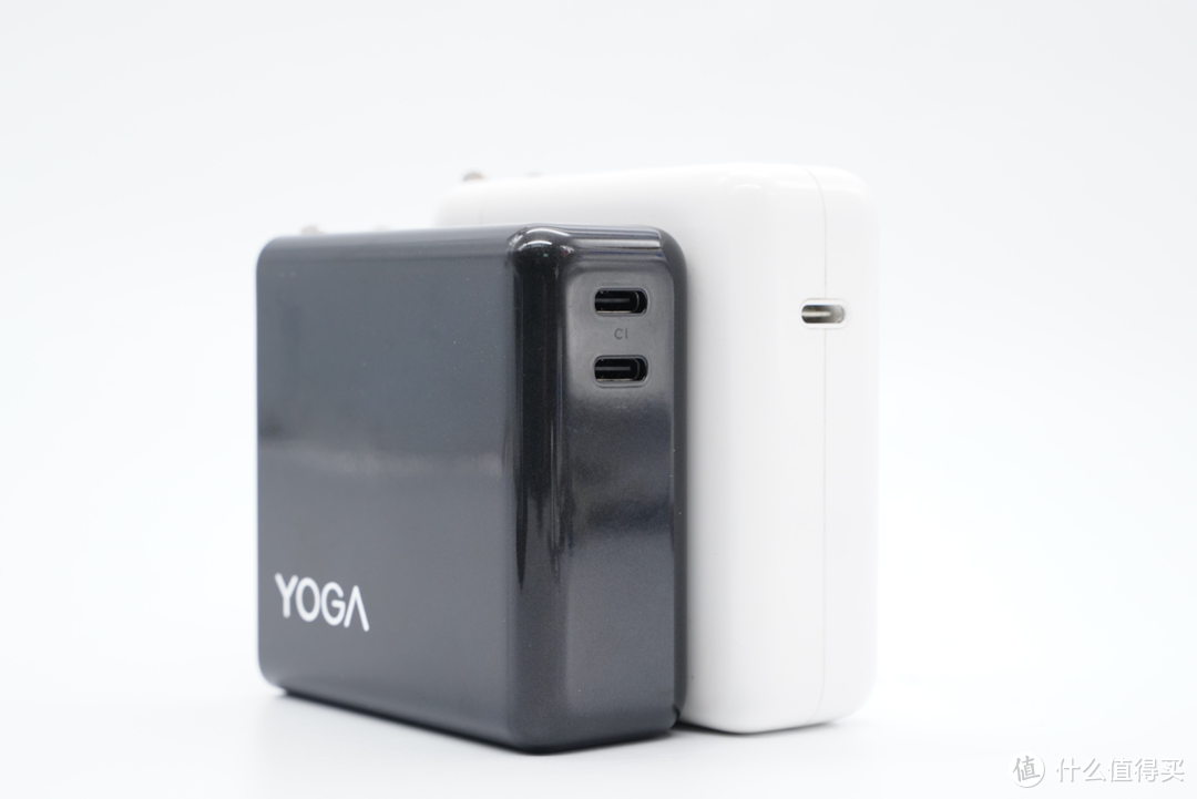 双USB-C配置，百瓦快充功率，联想YOGA 130W氮化镓充电器评测