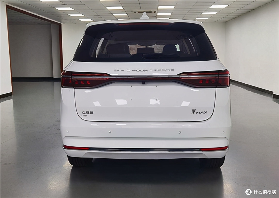 比亚迪宋max dm-i申报;哈弗大狗悬挂"狗头"车标