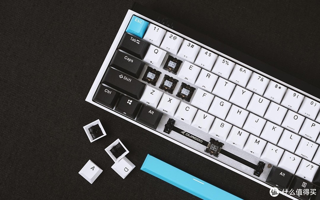杜咖K330W迷你机械键盘赏评：颜值满分，定制机械轴，三模连接，全键无冲！