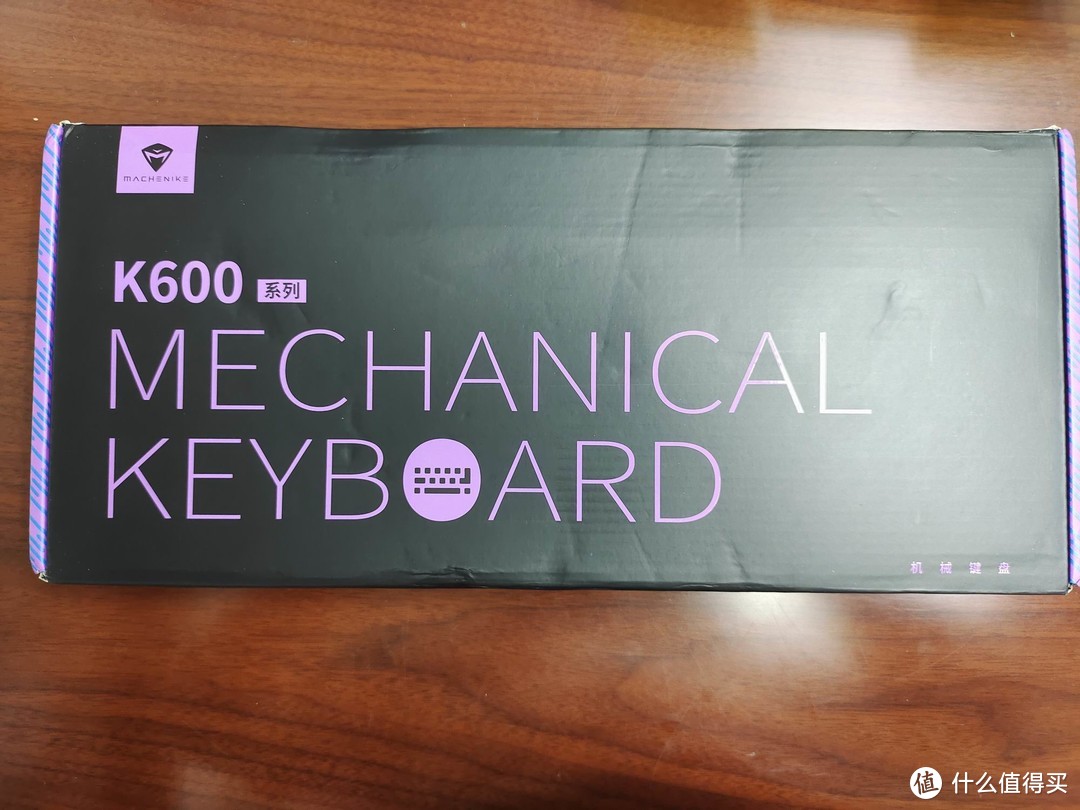 机械师(MACHENIKE)三模机械键盘 K600 落日余晖，首发开箱（BOX红轴RGB）