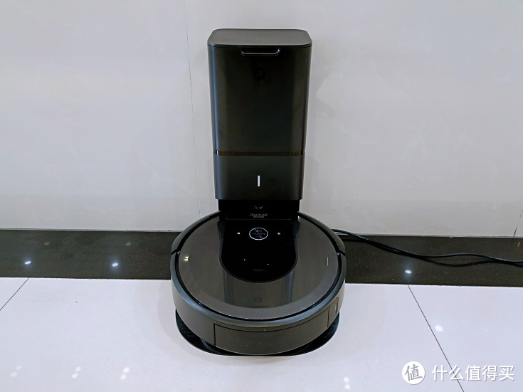 定义清洁新玩法儿—自带摄像头可定时定区打扫卫生的iRobot i7+ 扫地机器人