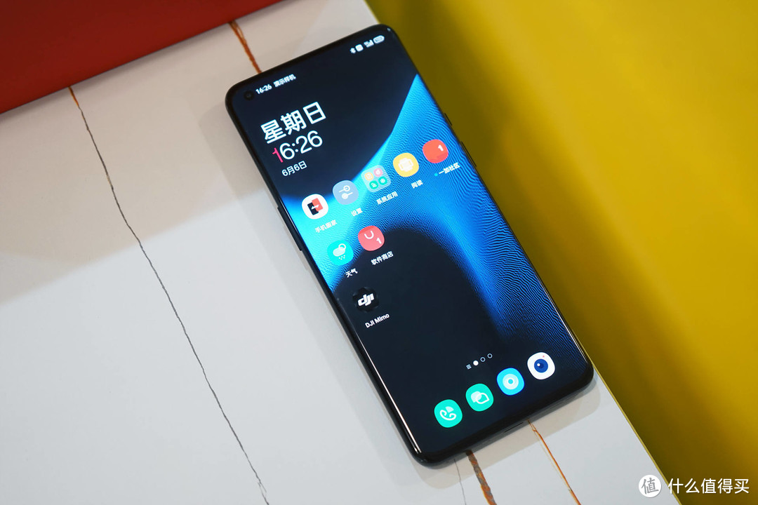 一加OnePlus 9 Pro：硬件全新升级，拍照、游戏不吹也很强！