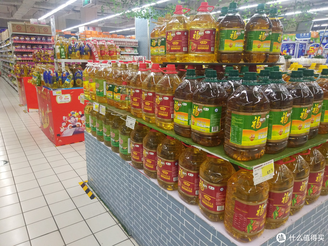 去超市买油时，花生油、菜籽油、葵花油怎么选？搞清楚用途再下单