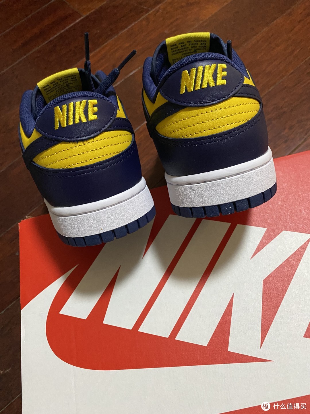 密歇根配色Nike Dunk Low