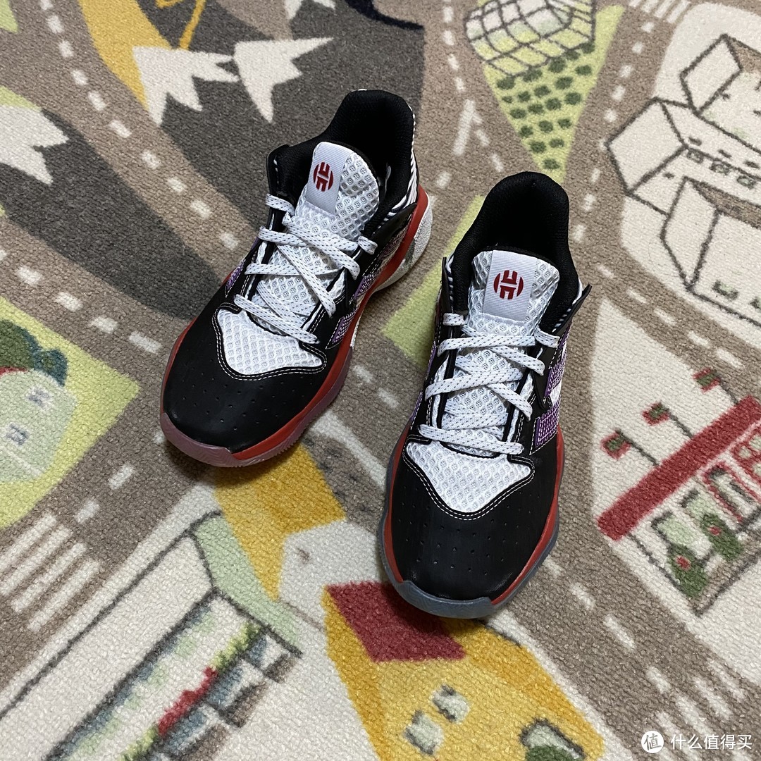 adidas Harden Stepback篮球鞋