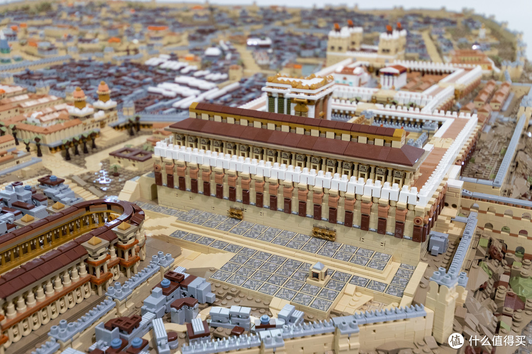 国外乐高玩家搭建微缩版耶路撒冷古城，曾经制作过微缩版故宫