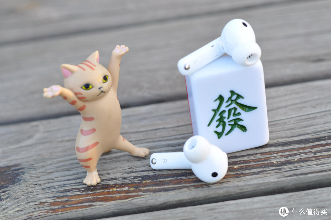 荣耀Earbuds 2 SE使用报告：降噪音质续航啥都行，鸿蒙系统也弹窗