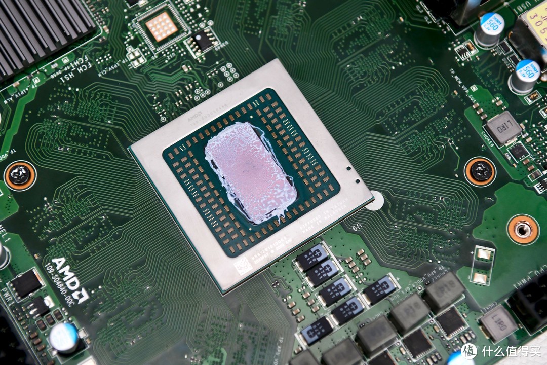 索尼PS5主板没集显！AMD Cardinal平台首发测试