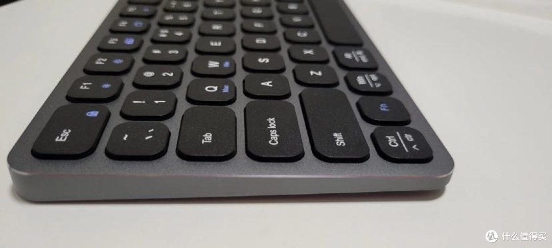 终于找到一款typec接口充电的无线键盘