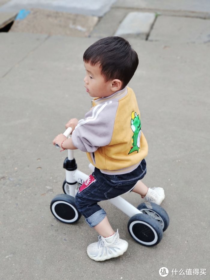 酷骑S3想你所想：认真对待宝宝的第一辆代步车