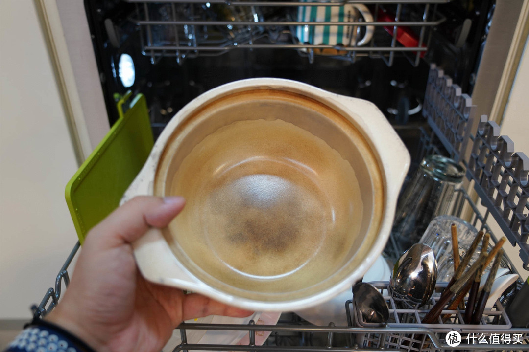 高能气泡炸裂剥离污渍&二星级消毒标准--方太N1 11套洗碗机真实性能展示