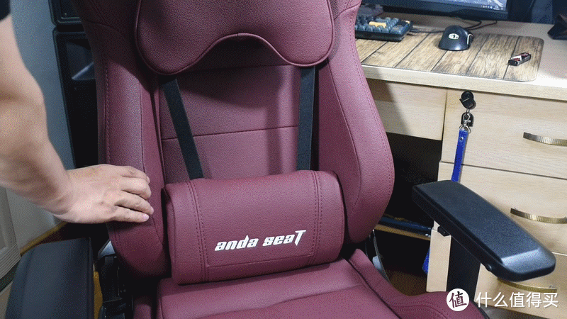包裹支撑强，办公电竞久坐不易疲劳-安德斯特赤焰王座电竞椅