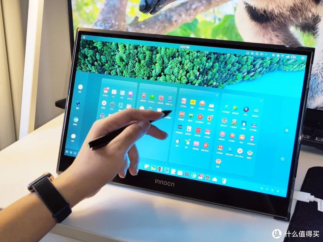 生产力副屏，游戏机巨幕：INNOCN Q1U 4K OLED便携显示器体验