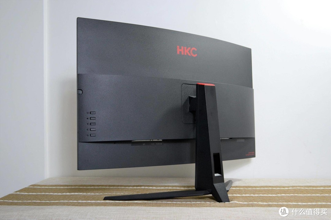 HKC SG32C体验：搭载165高刷新率+AMD变频技术，玩最爽的电竞游戏