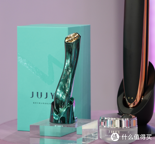 45岁佘诗曼保持年轻的秘密——JUJY二代美眼仪Pro