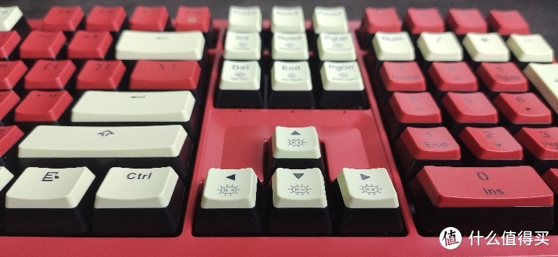 玄学加持的高颜值主题键盘！黑峡谷X5锦鲤限定开箱评测！