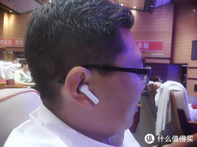 荣耀EarBuds 2 SE 实测，38小时续航超出预期，降噪、音质统统在线