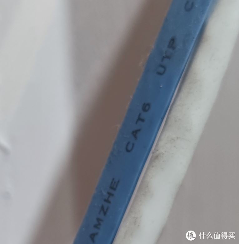 六类网线会有CAT 6字样