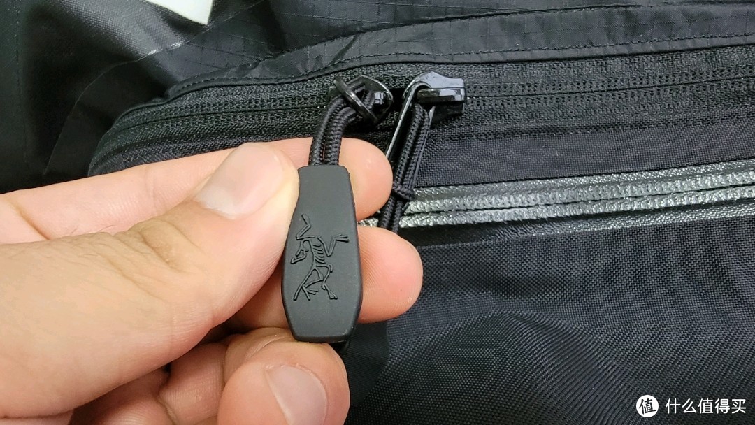 都说包治百病之最强鸟ARC'TERYX LEAF COURIER 15