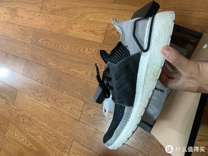 夏日穿搭好鞋- UltraBoost2019