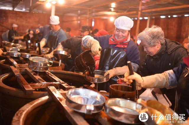 买醋时，如何区分粮食醋和“勾兑醋”，认准3个指标，酸香不刺鼻