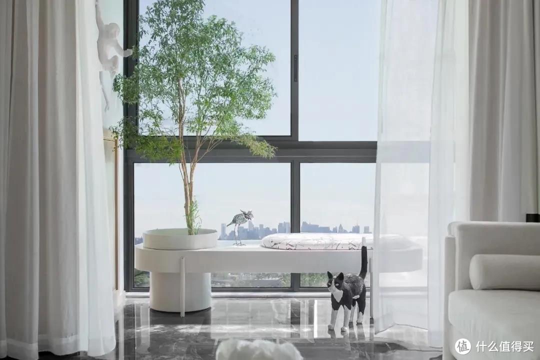 用门窗打造高级审美的「极简风格」，通透的视野简直跟别墅一样！