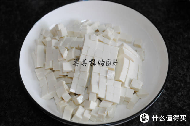 细腻柔软的水蛋豆腐，老人孩子补钙比钙片还好