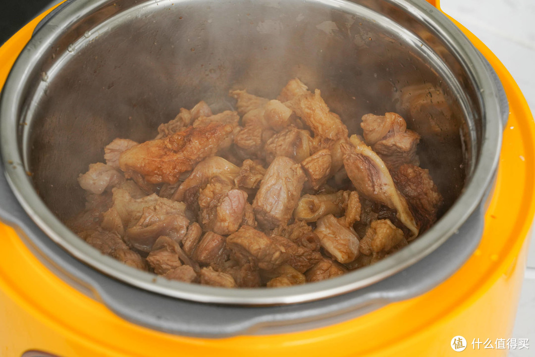 炖肉煮饭都是好手，耐磨性好效率翻倍——大宇电压力锅评测