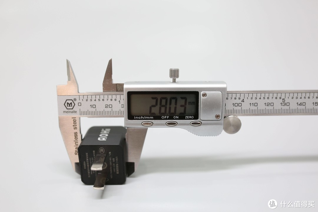 Aohi迷你PD充电器评测：小体积大功率，不仅有20W，还有30W